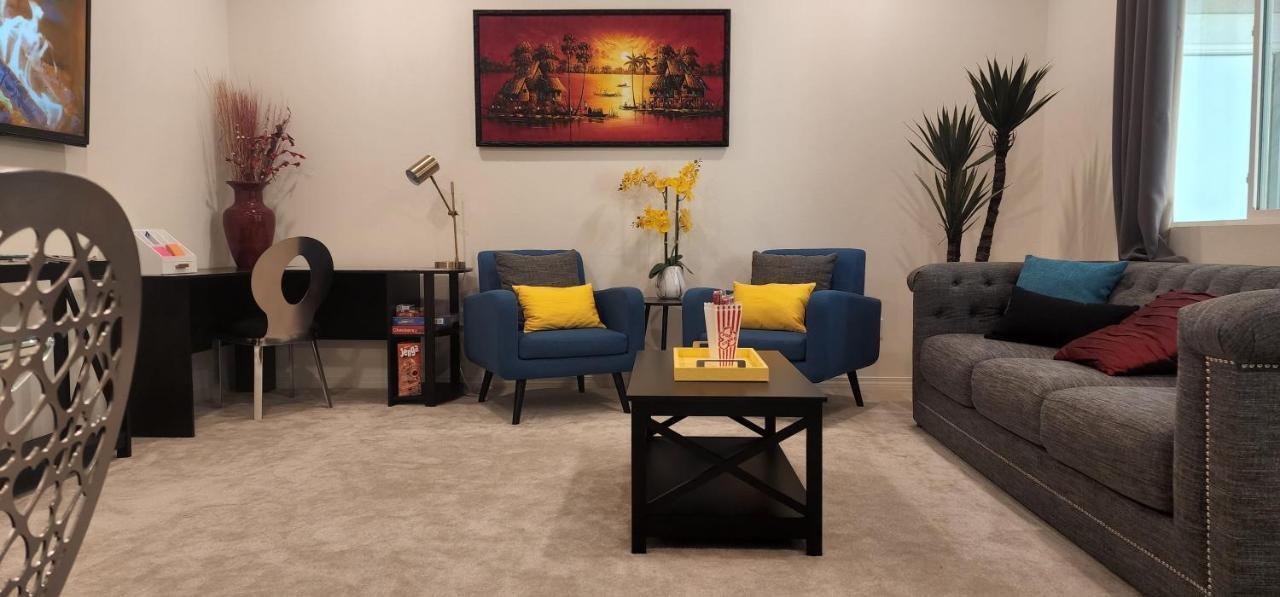 Private Lux Apartment In A New Community 方塔纳 外观 照片