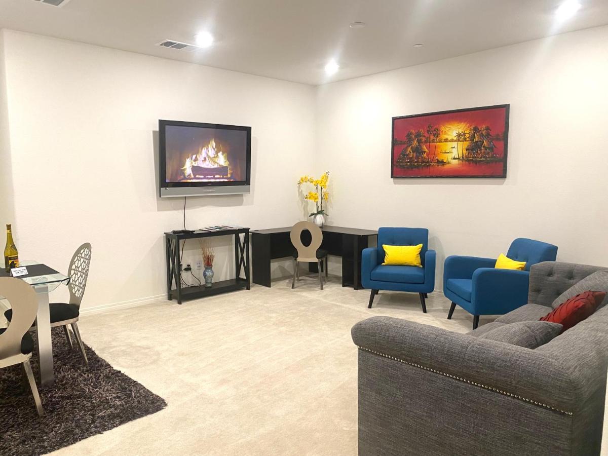 Private Lux Apartment In A New Community 方塔纳 外观 照片